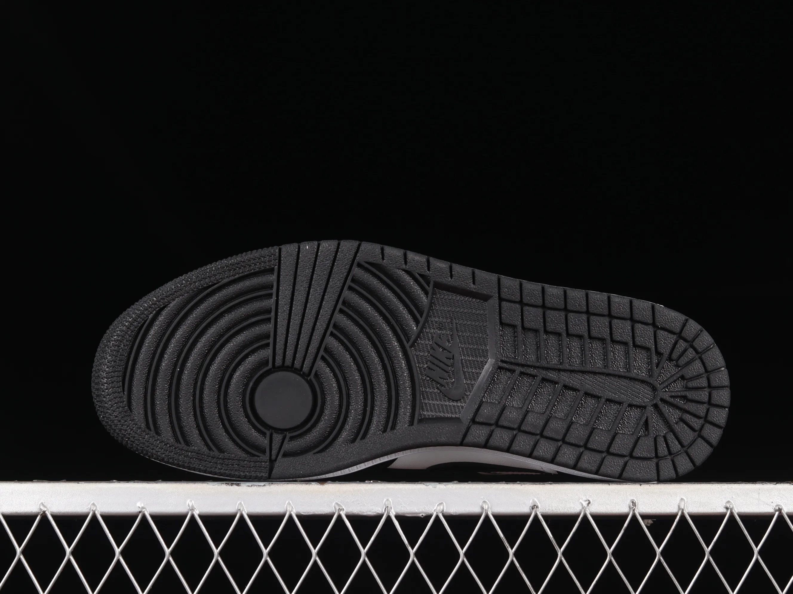 All Categories Air Jordan Jordan Series Basketball Shoes Air Jordan 1 Mid Air Jordan 1 Mid "Panda" AJ1 Joe 1 Black and White Panda Zhongbang Basketball Shoes DV0991-101